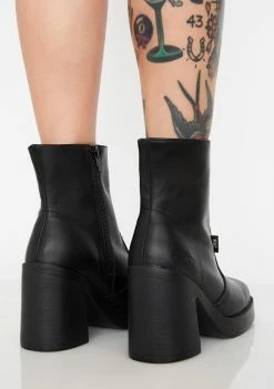 Cheap ๐ ROC ๐ฅพ Boots Australia ๐ฅพ Boots & Booties Invito ๐ฅพ Boots ๐ 7 ROC Boots Australia Boots & Booties Invito Boots