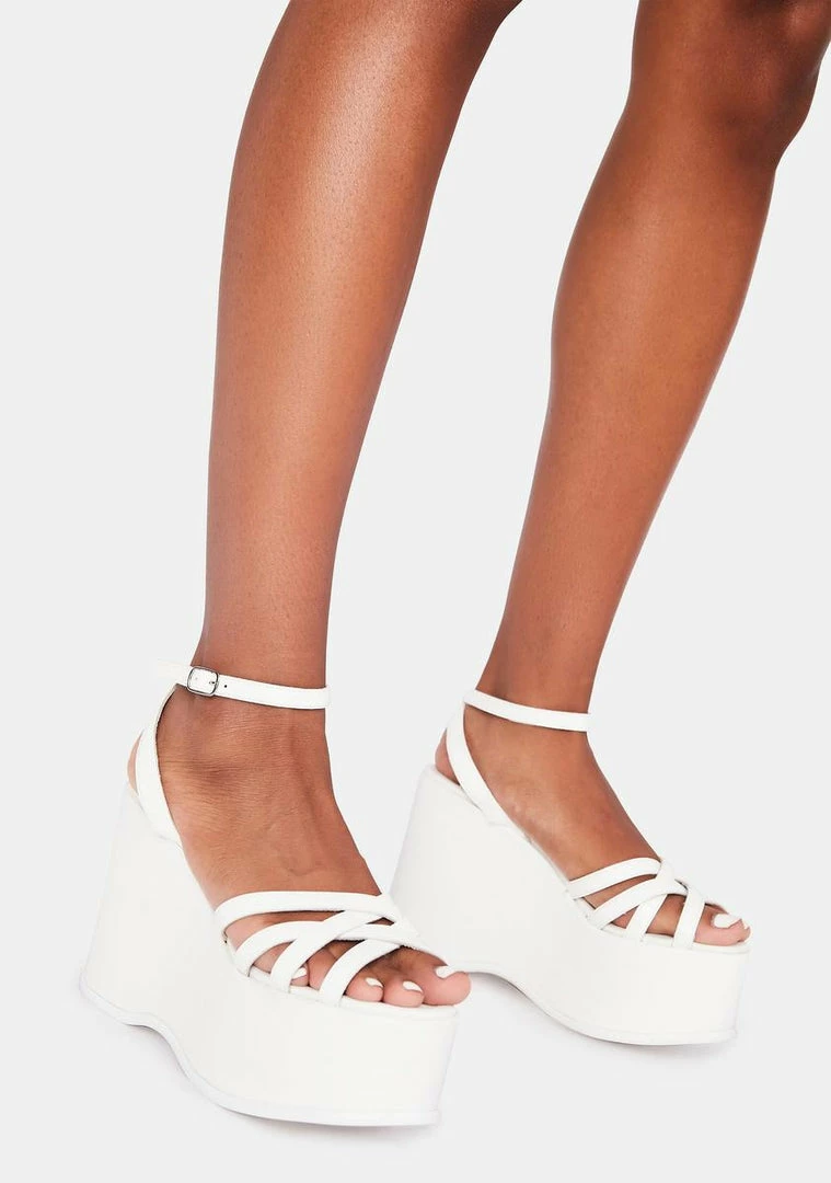Flash Sale ๐ ROC ๐ฅพ Boots Australia White Roxie Platform ๐ฉด Sandals Platforms ๐ฏ 3 ROC Boots Australia White Roxie Platform Sandals Platforms