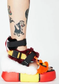 Anthony Wang Mood 4L Fuzzy Sandals