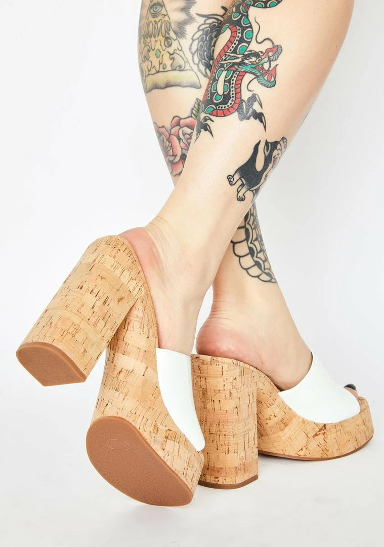 Discount ๐ ROC ๐ฅพ Boots Australia White Patent Cashew Block ๐ Heels โจ 4 ROC Boots Australia White Patent Cashew Block Heels